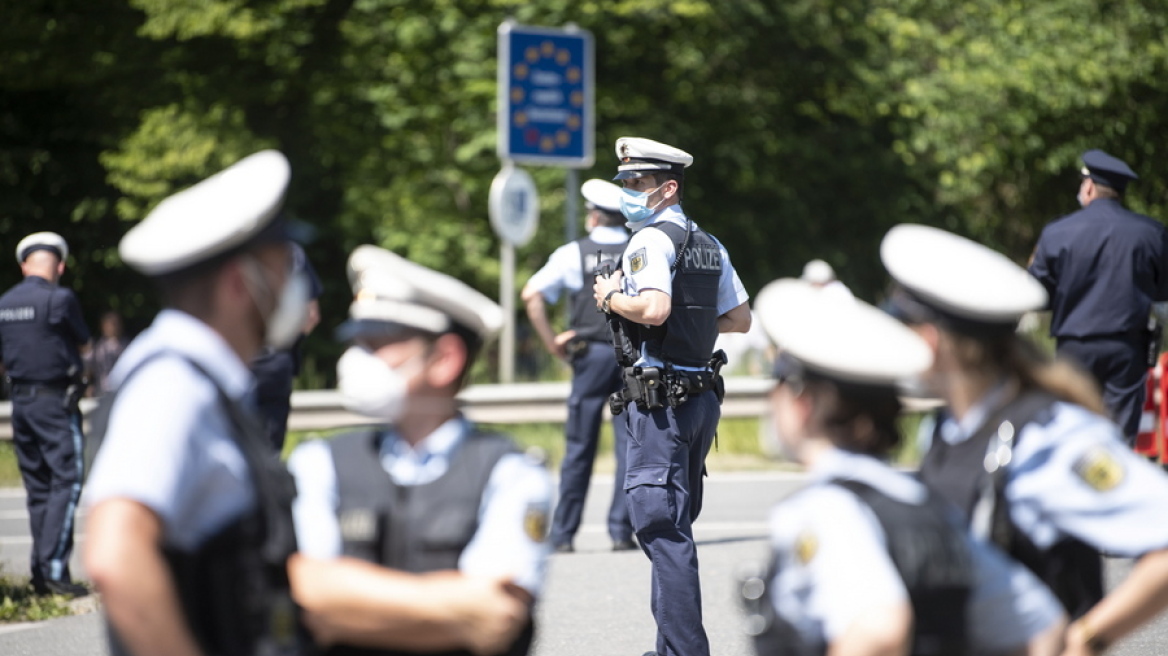 Αυστρία: Συναγερμός για τρομοκρατικές επιθέσεις σε εκκλησίες της Βιέννης - Στους δρόμους η Αντιτρομοκρατική