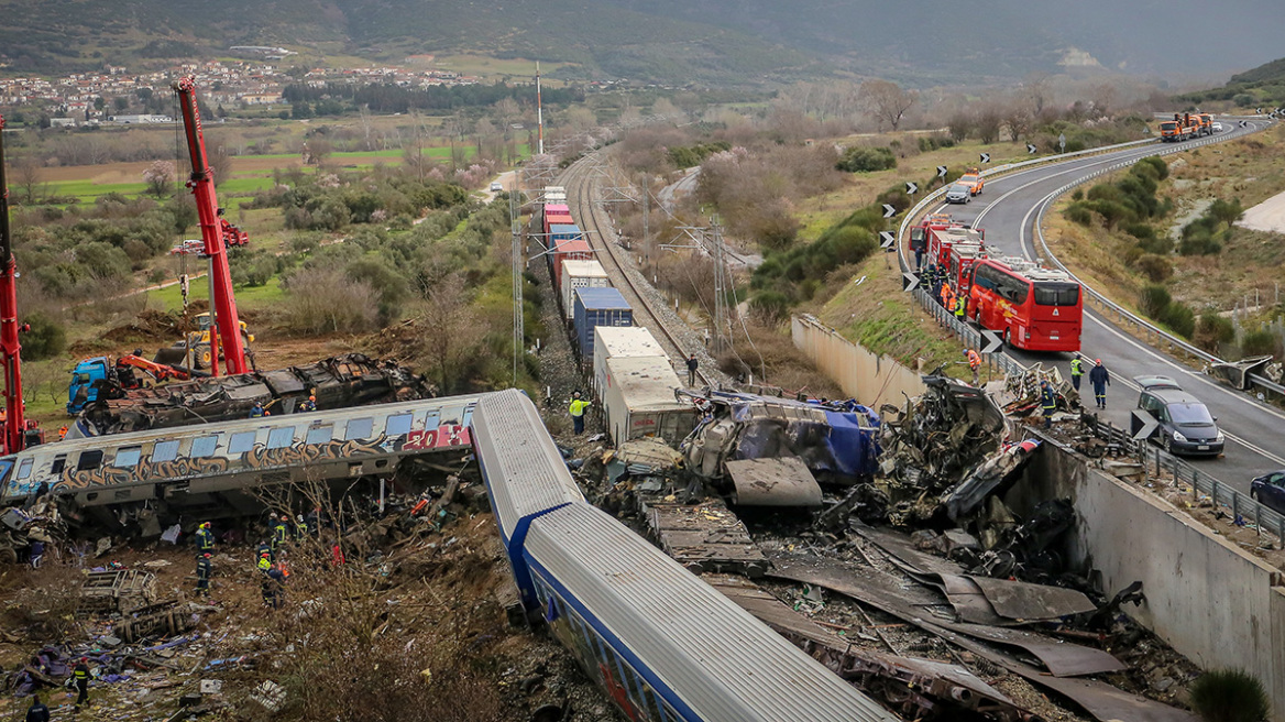 Hellenic Train: Με €42.000 αποζημιώνει τους συγγενείς των θυμάτων στα Τέμπη - €5.000 στους τραυματίες 