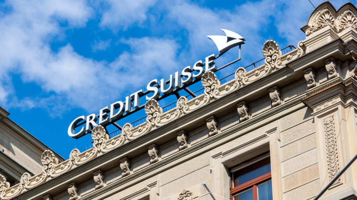 Credit Suisse: Ισχυρή πτώση 11,10% για τη μετοχή της μετά το «σωσίβιο» των 50 δισ. φράγκων