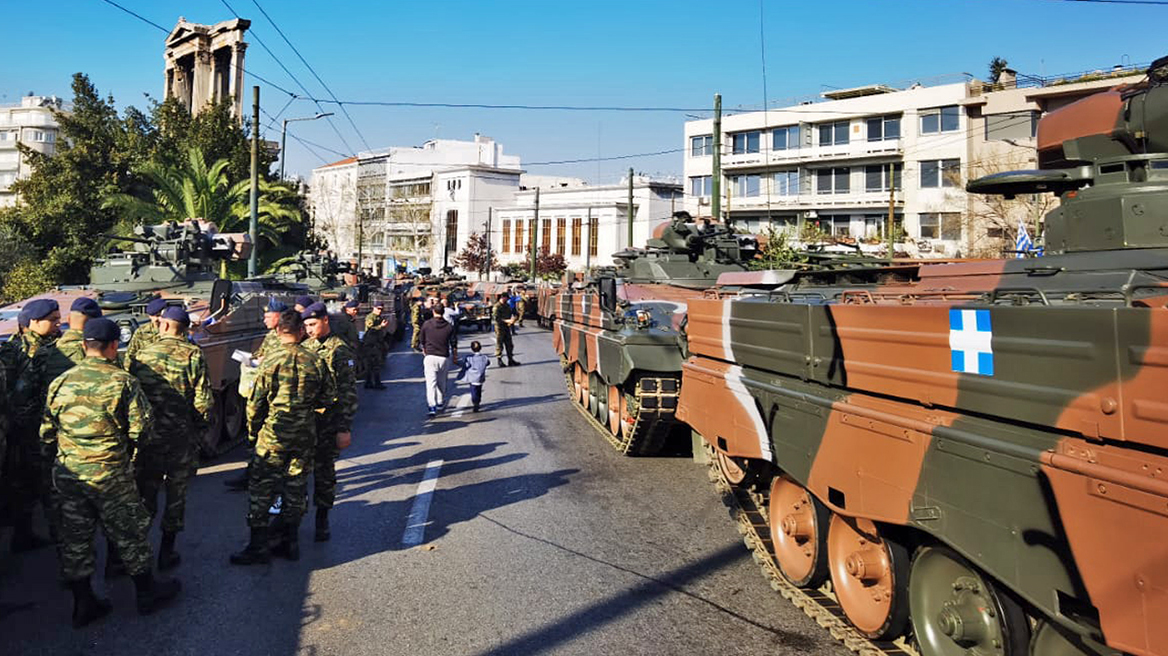 25η Μαρτίου: Η προετοιμασία για την μεγάλη στρατιωτική παρέλαση στην Αθήνα