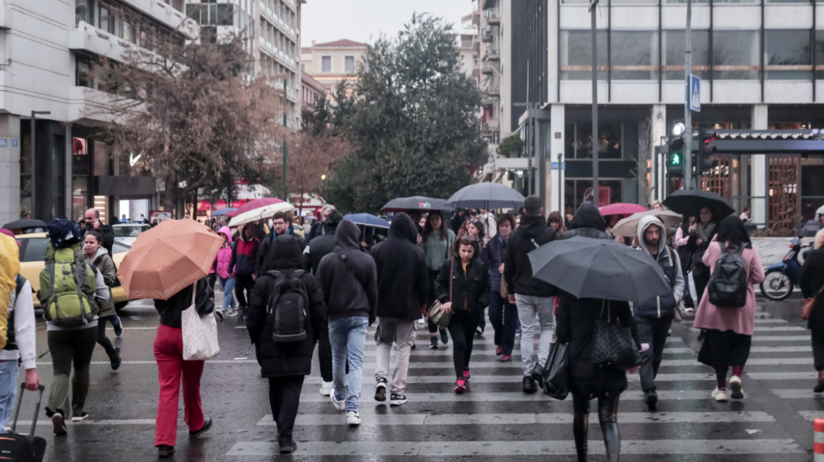 Καιρός: Επιδείνωση από το μεσημέρι με βροχές και πτώση της θερμοκρασίας - Ποιες περιοχές θα επηρεαστούν