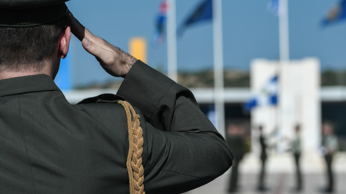 Πάτρα: Γιατί κινδυνεύουν με απόταξη οι δύο ανθυπολοχαγοί που συνελήφθησαν με ναρκωτικά στο καρναβάλι