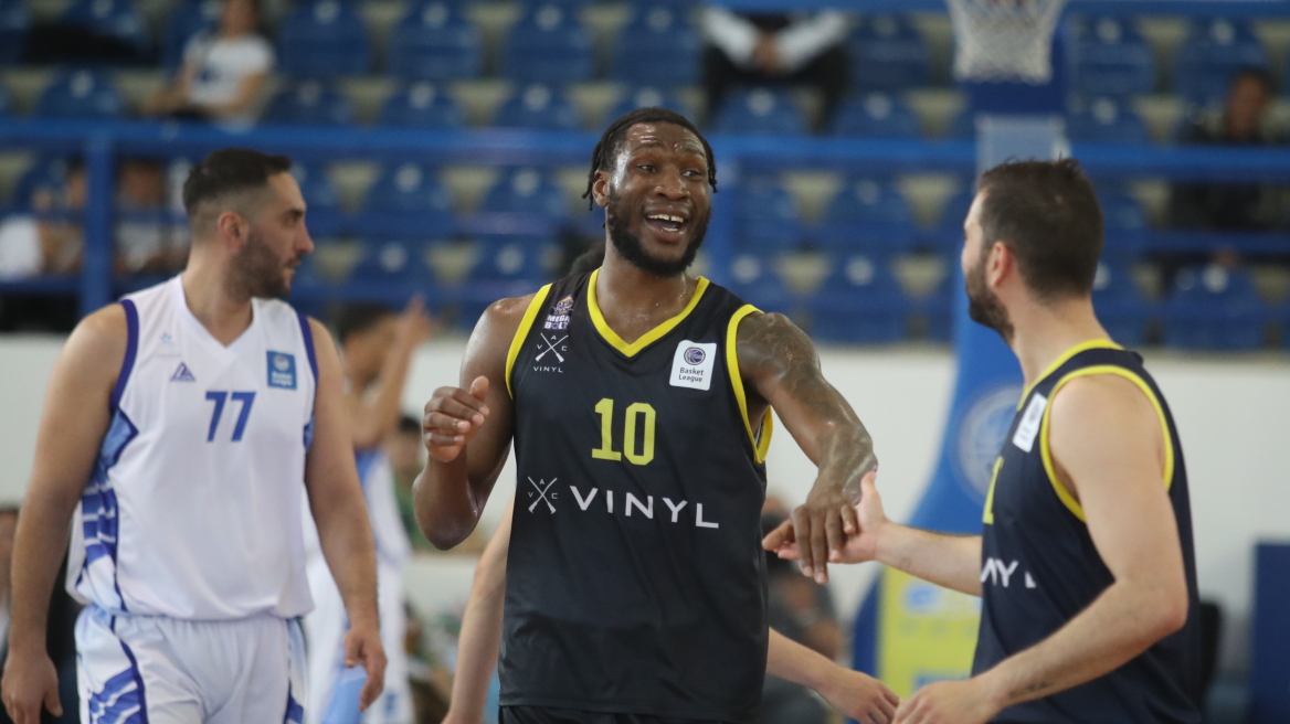 Basket League, Ιωνικός - Λαύριο 82-90: Έμπλεξαν οι Νικαιώτες 