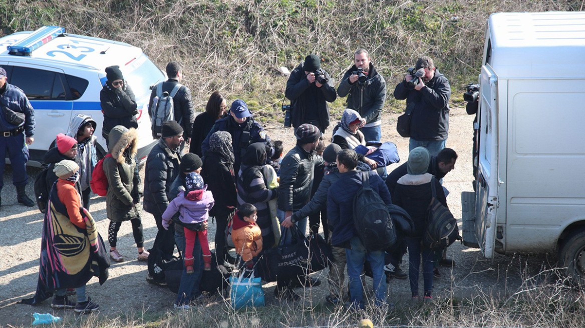 Εξάρθρωση κυκλώματος διακίνησης μεταναστών: Άφησε γυναίκα να πεθάνει, κανείς δεν ενημερώθηκε