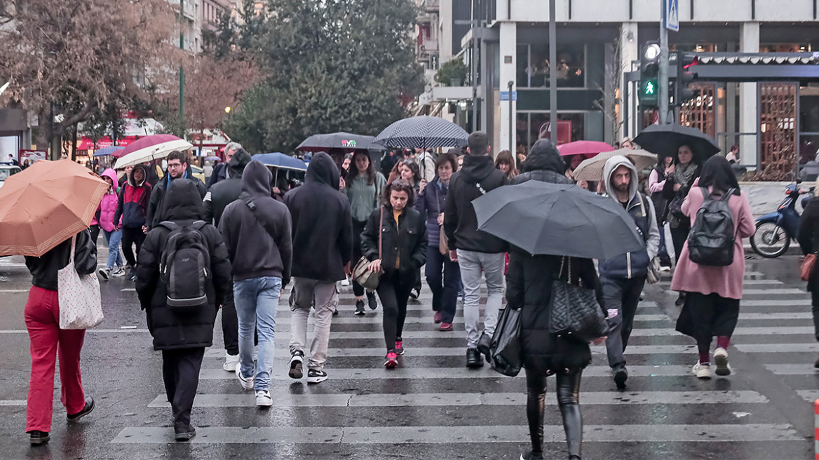 Καιρός: Από την καλοκαιρία στο φθινόπωρο - Πάνω από 10 βαθμούς χαμηλότερη θερμοκρασία την άλλη βδομάδα