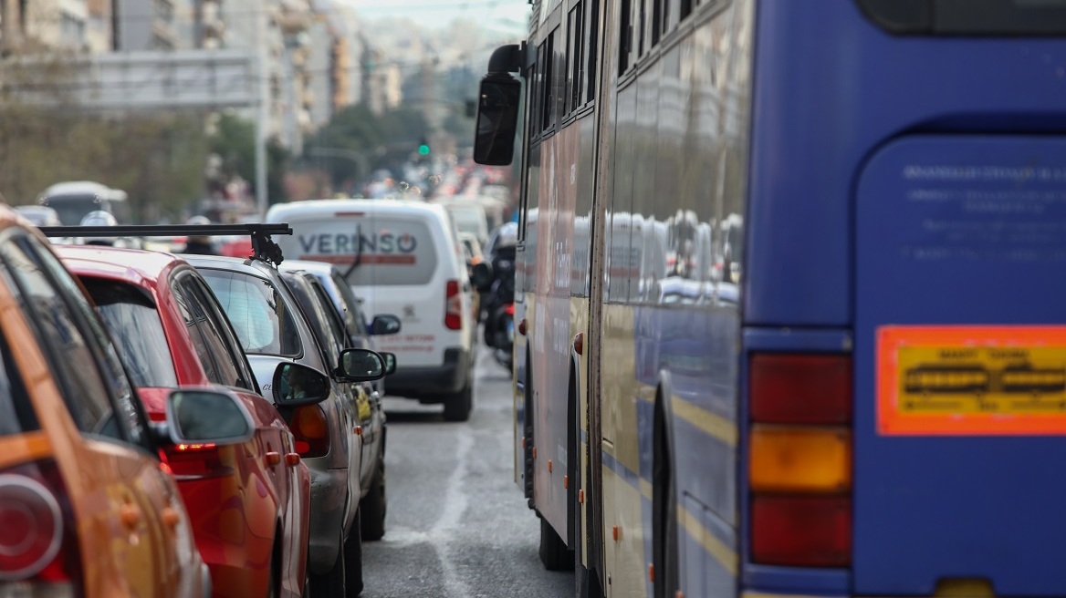 Κυκλοφοριακές ρυθμίσεις την Κυριακή στο κέντρο της Αθήνας λόγω αγώνα δρόμου