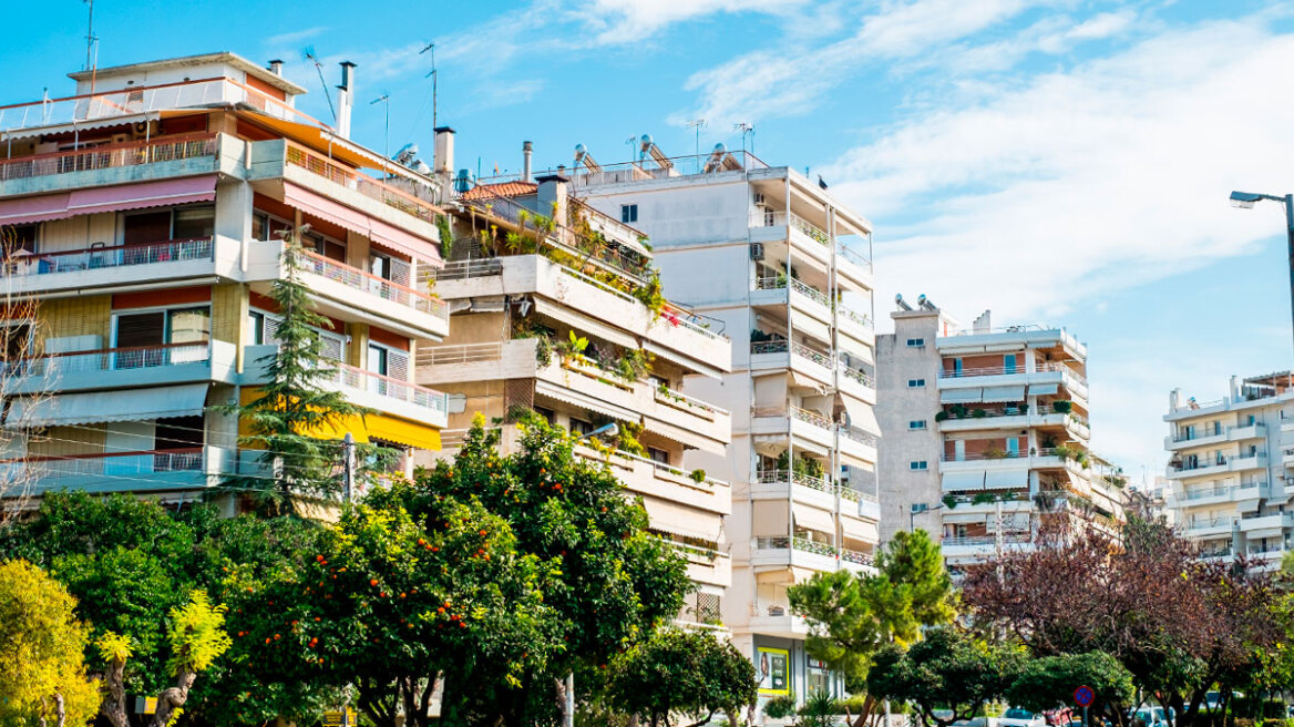 Στεγαστικά δάνεια: Έρχονται οι ανακοινώσεις των τραπεζών για το «πάγωμα» των επιτοκίων