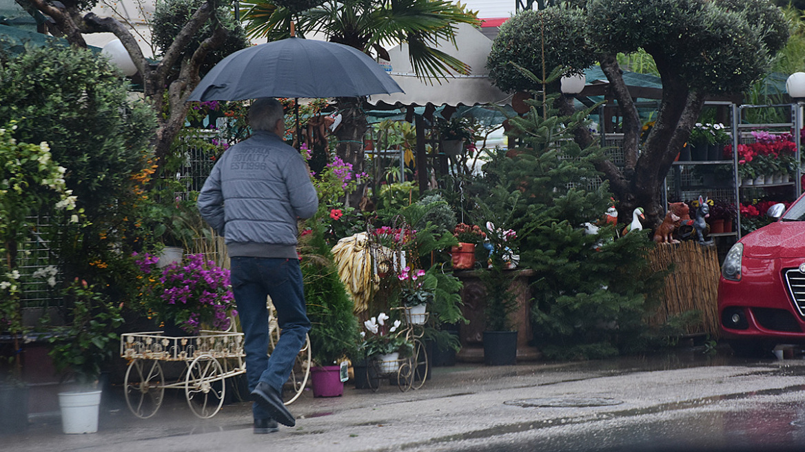 Καιρός: Με βροχές και καταιγίδες η επιστροφή των εκδρομέων του Πάσχα - Πού θα είναι έντονα τα φαινόμενα