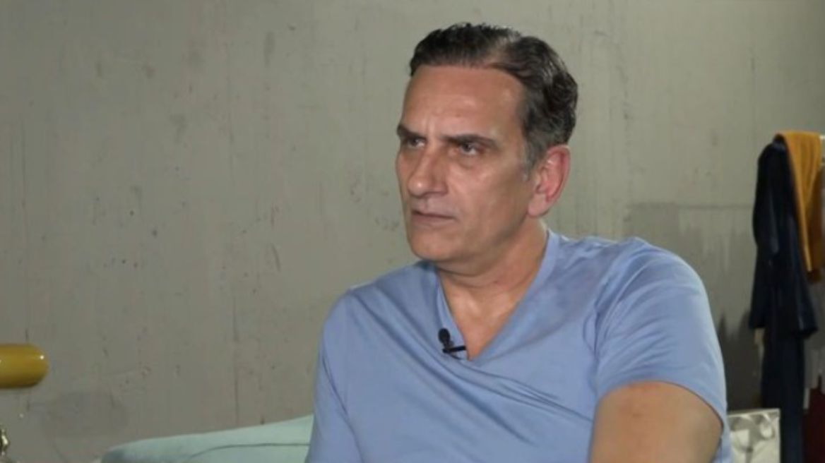 Νίκος Ψαρράς: «Το ελληνικό θέατρο έχει γίνει το "κέντρο της ακολασίας" κι όλοι οι άλλοι σιωπάτε»