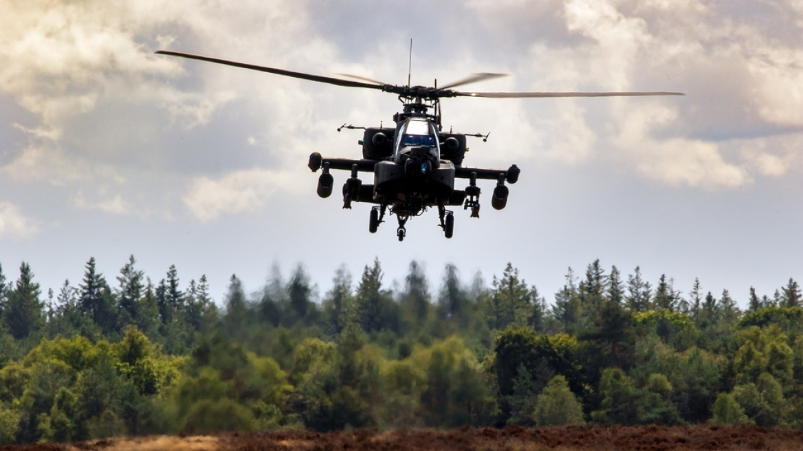 Αλάσκα: Δυο ελικόπτερα Apache του στρατού των ΗΠΑ συγκρούστηκαν εν πτήσει - Τρεις νεκροί