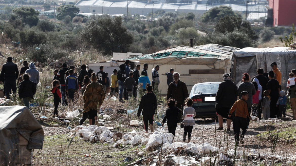 Ρομά: Πόσοι είναι στην Ελλάδα σήμερα - Οι οικισμοί τους, οι ηλικίες και οι συνθήκες διαβίωσης