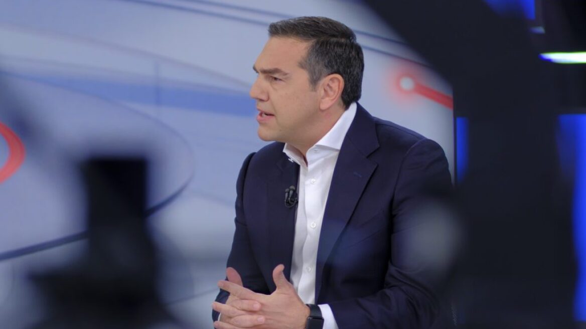 Εκλογές 2023 - Τσίπρας: Χείρα φιλίας στους «προοδευτικούς πολίτες» στη σκιά του Ανδρέα