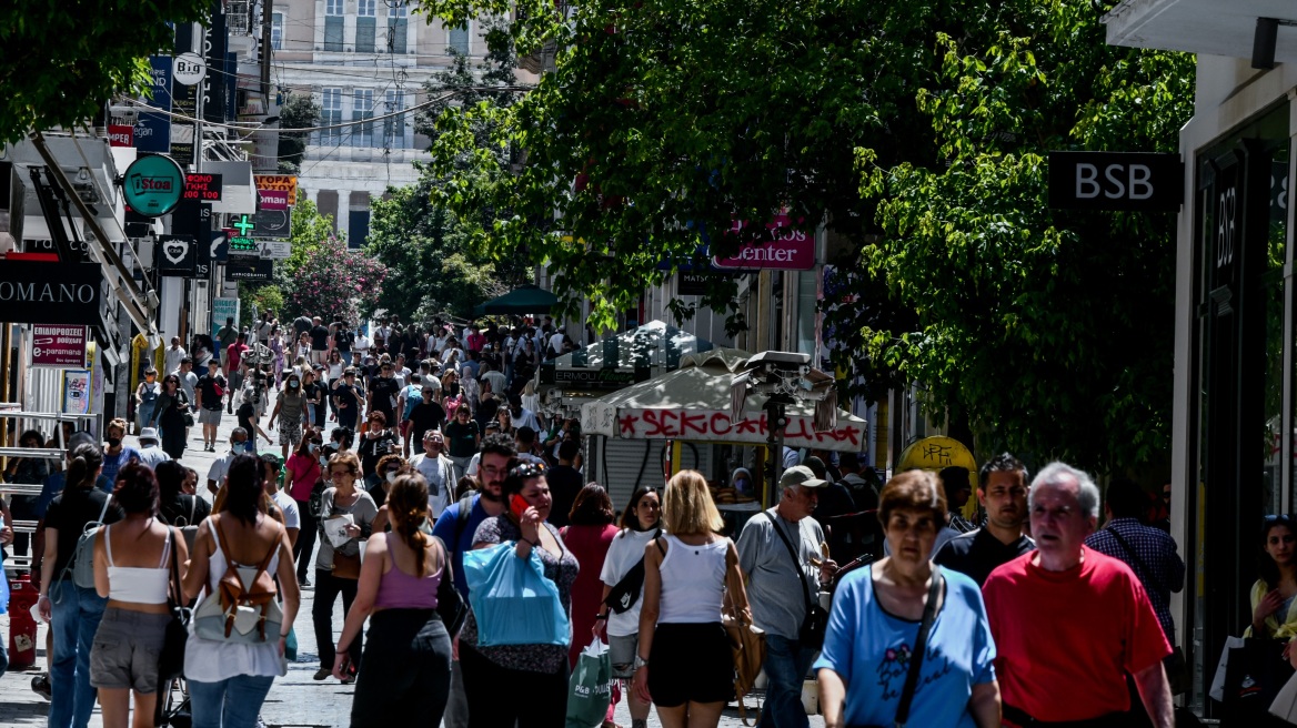 ΕΛΣΤΑΤ: Λιγότεροι κατά 13,3% οι θάνατοι το πρώτο 4μηνο σε σχέση με το 2022