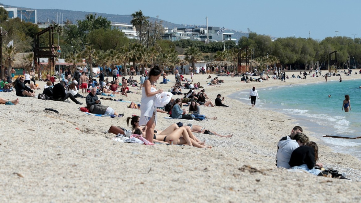 Πρόωρο καλοκαίρι - Στους 30 βαθμούς το θερμόμετρο, υψηλή η συγκέντρωση αφρικανικής σκόνης