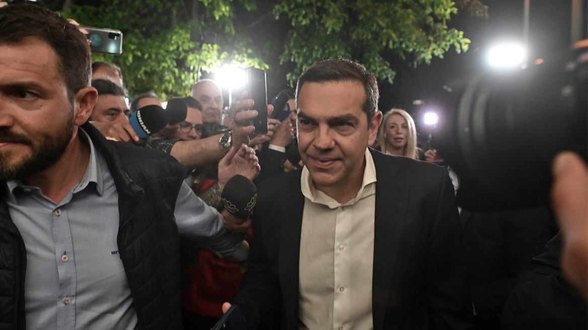 Εκλογές 2023: Ο Αλέξης Τσίπρας συνεχάρη τον Κυριάκο Μητσοτάκη 