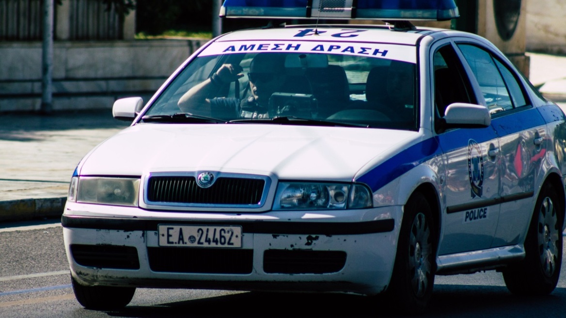 Ασφαλιστής εξέδιδε πλαστά συμβόλαια και τσέπωνε τα ασφάλιστρα