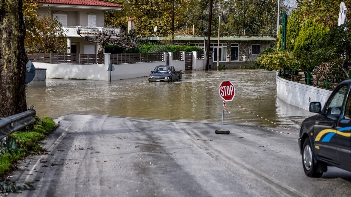 Καιρός: Έβρεχε επί 20 ημέρες σε Φλώρινα και Τρίκαλα μέσα στο Μάιο - Δείτε χάρτες του meteo