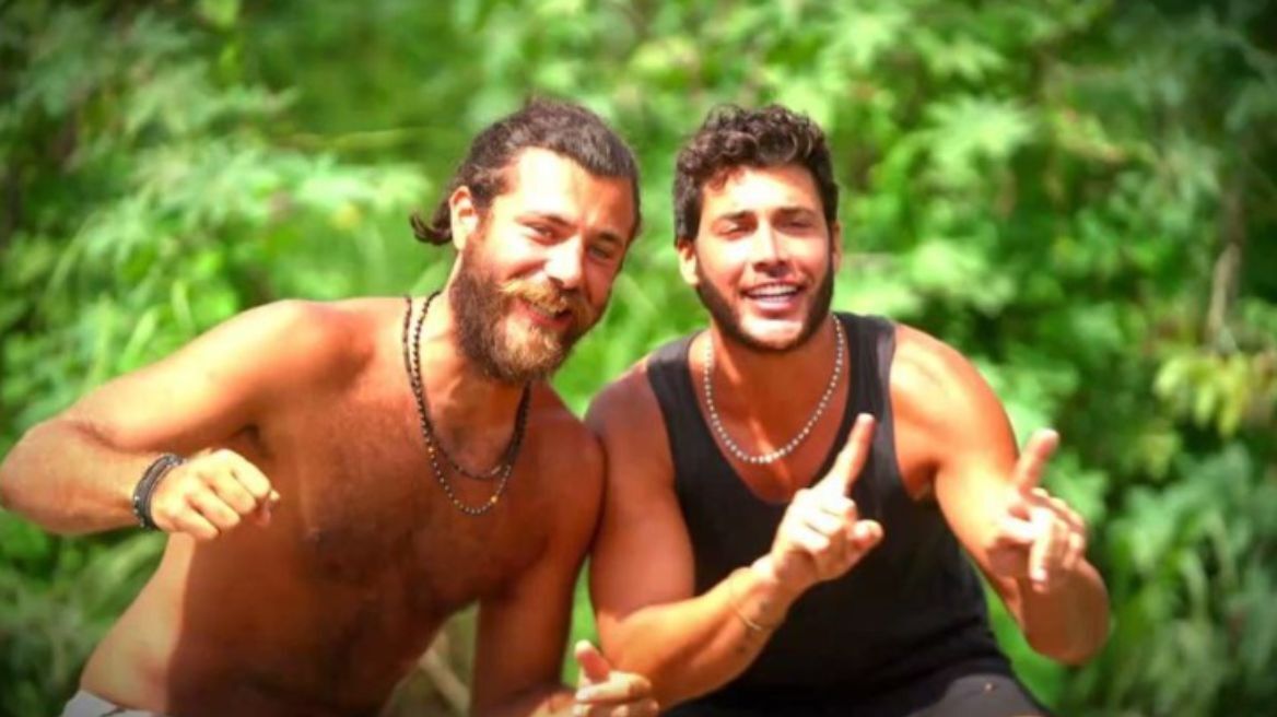 Survivor All Star: Μπάρτζης και Ασημακόπουλος πανηγυρίζουν μετά την αποχώρηση του Καραγκούνια