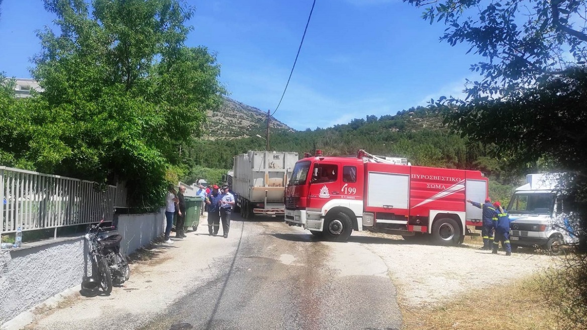 Τραγικό τροχαίο στην Καβάλα - Δίκυκλο σφηνώθηκε στις ρόδες απορριματοφόρου, νεκρός ο οδηγός