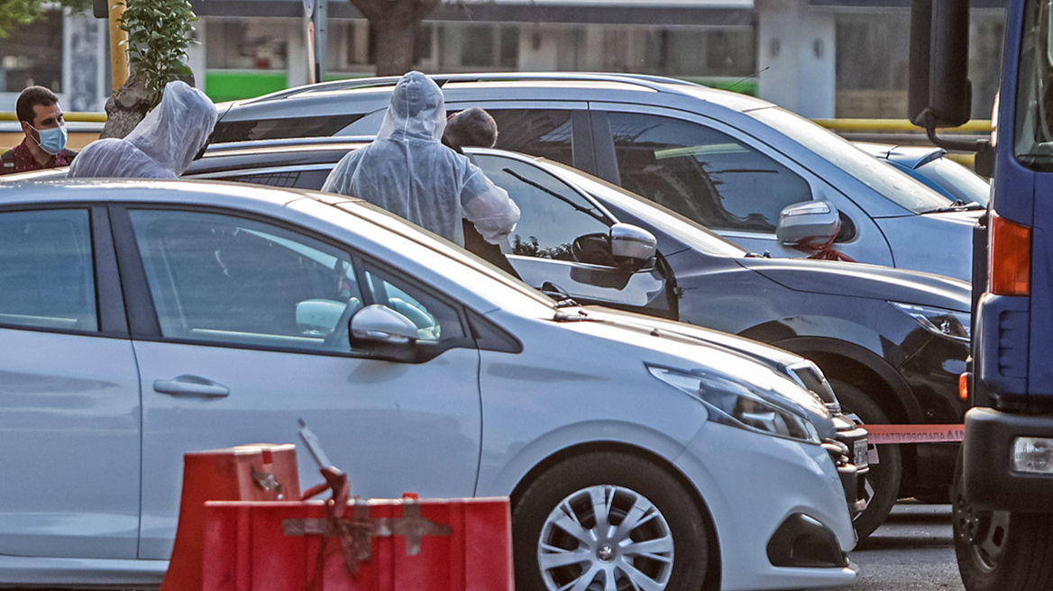 Διπλή εκτέλεση στον Κορυδαλλό: Πώς μπορεί να συνδέεται με τους δράστες το κλεμμένο αμάξι που βρέθηκε στον Νέο Κόσμο