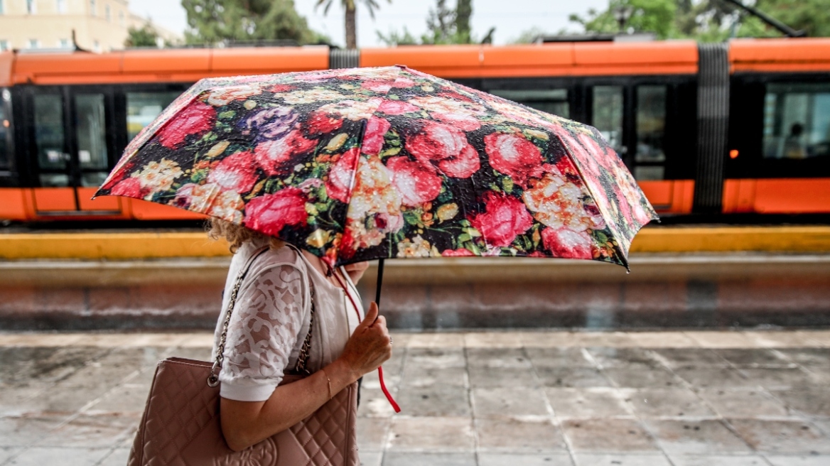 Καιρός: Έπεσαν 51 χιλιοστά βροχής σε δύο ώρες στα βόρεια της Αττικής σήμερα - Δείτε χάρτη