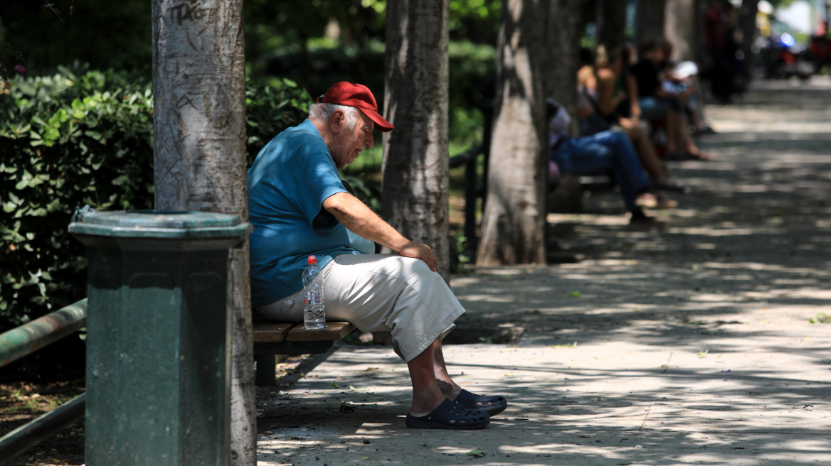 Καύσωνας Κλέων: Αναστέλλεται η λειτουργία των υποθηκοφυλακείων την Παρασκευή - Ποιοι εξαιρούνται