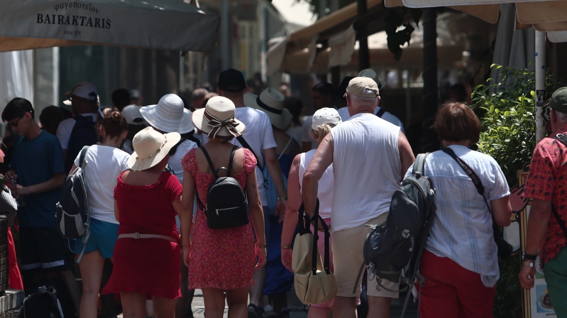 Καιρός: Ο καύσωνας Κλέων κάνει «διάλειμμα» πριν τα 43αρια που έρχονται από Πέμπτη