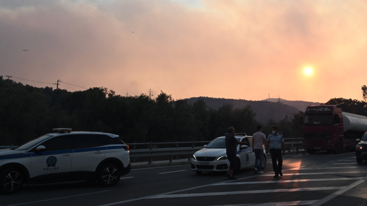 Άνοιξε η Εθνική Οδός Αθηνών - Κορίνθου και στα δύο ρεύματα κυκλοφορίας