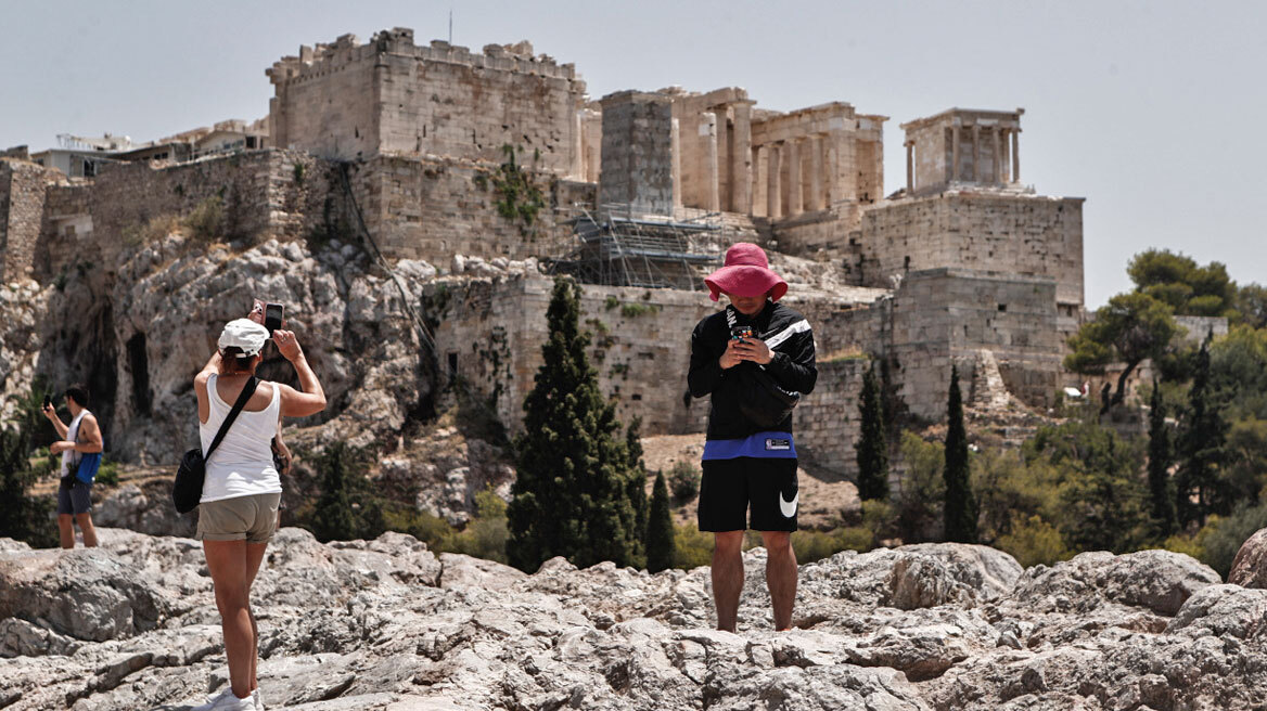 «Τουρισμός για όλους»: Ολοκληρώθηκε η περίοδος αιτήσεων - 972.893 πολίτες έκαναν αίτηση