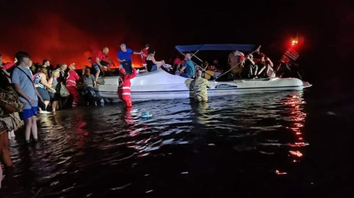 Φωτιά στη Ρόδο: Συγκινητική η ανταπόκριση των εθελοντών του Ελληνικού Ερυθρού Σταυρού (βίντεο και φωτογραφίες)