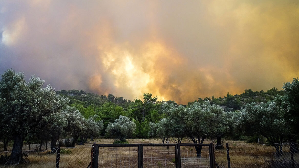 Φωτιά στη Ρόδο: Στα έξι μποφόρ αναμένονται οι άνεμοι σήμερα