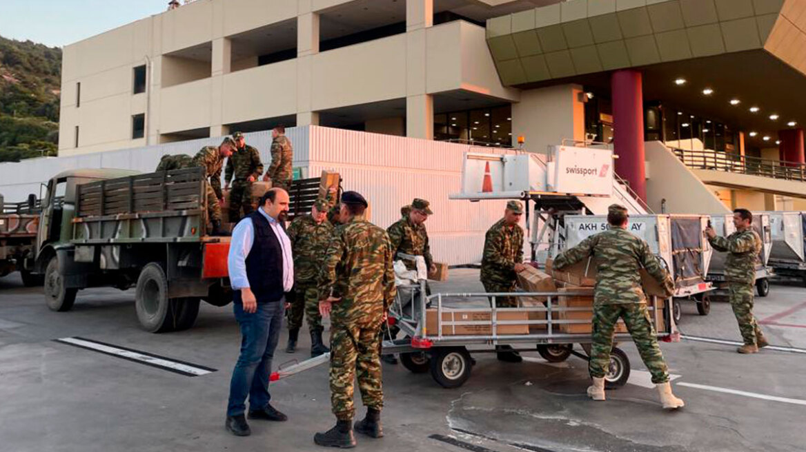 Φωτιά στη Ρόδο: Η μεγάλη επιχείρηση στήριξης των πυρόπληκτων - Ομαλοποιείται η κατάσταση στο αεροδρόμιο