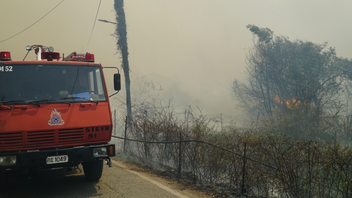 Φωτιά στην Κέρκυρα: Νέο μήνυμα από το 112 για εκκένωση της περιοχής Ημερολιά