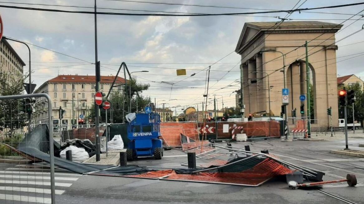 Τραγωδία στο Μιλάνο από την κακοκαιρία: Nεκρή 16χρονη, την καταπλάκωσε δέντρο