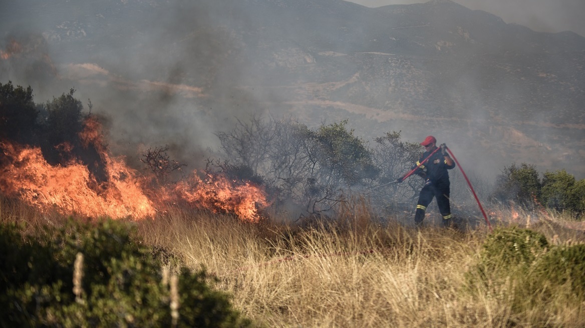 Φωτιές: Πολύ υψηλός κίνδυνος πυρκαγιάς την Κυριακή για έξι περιφέρειες - Δείτε τον χάρτη