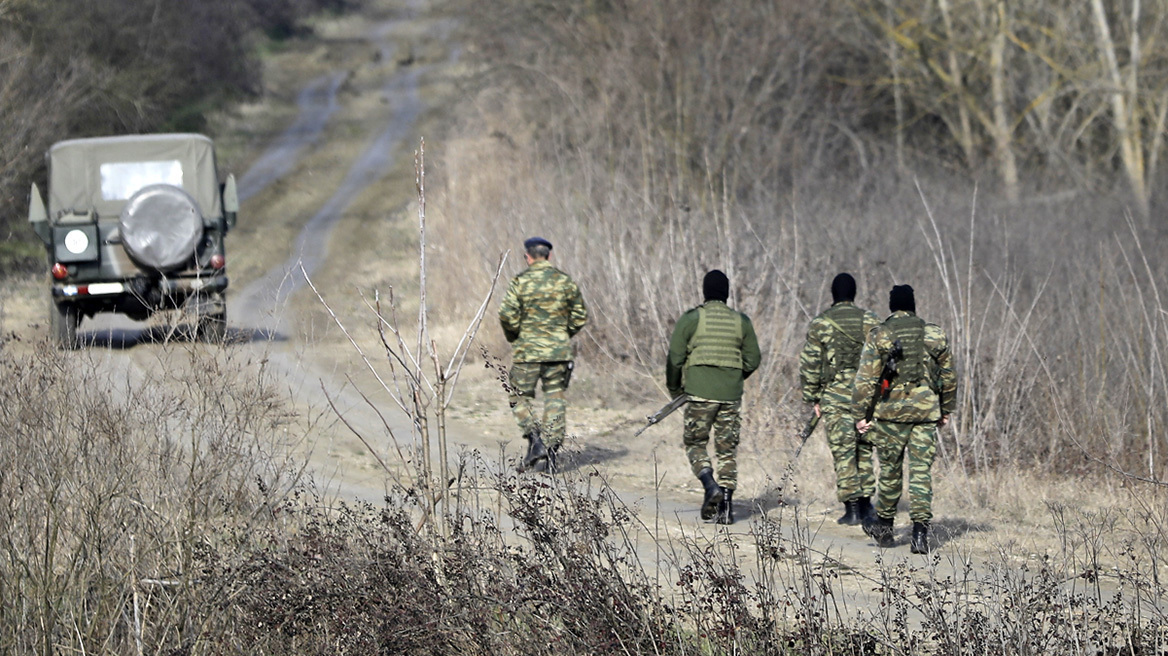 Σύλληψη διακινητή παράτυπων μεταναστών στον Έβρο