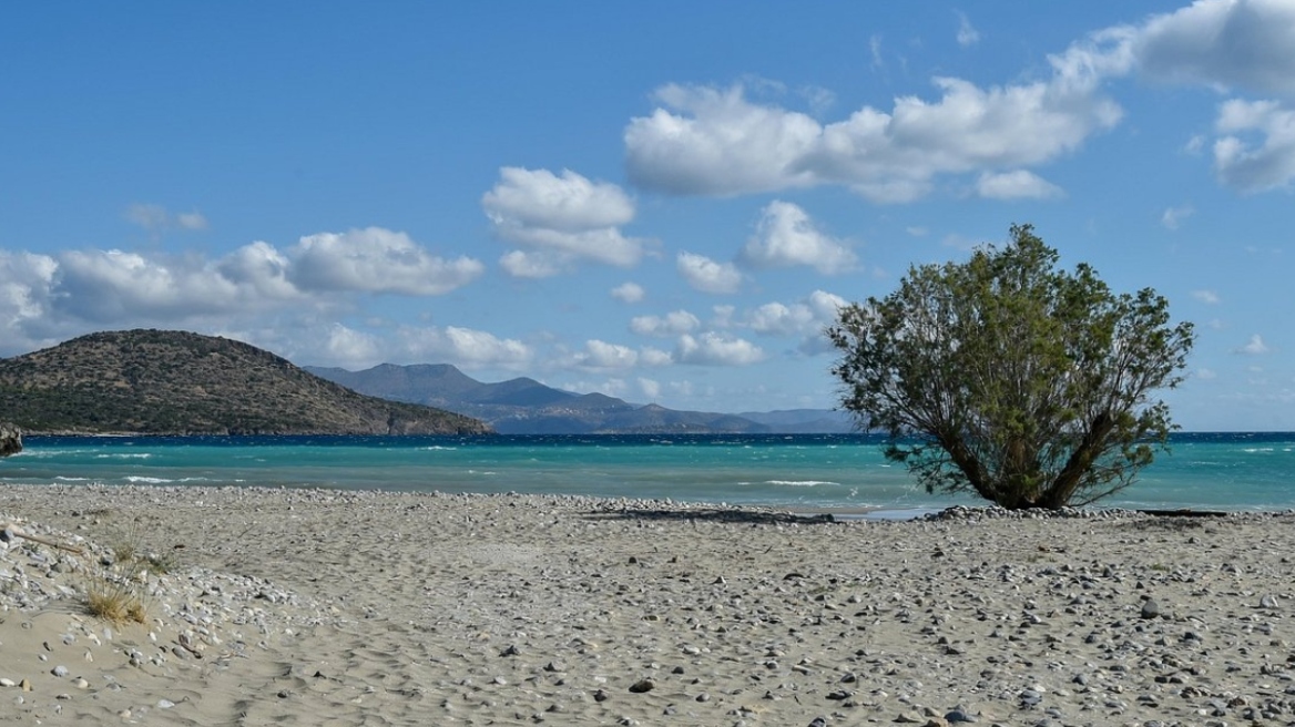 Κρήτη: Πνίγηκε 54χρονη στον Άγιο Νικόλαο - Ενδείξεις ότι υπέστη ανακοπή