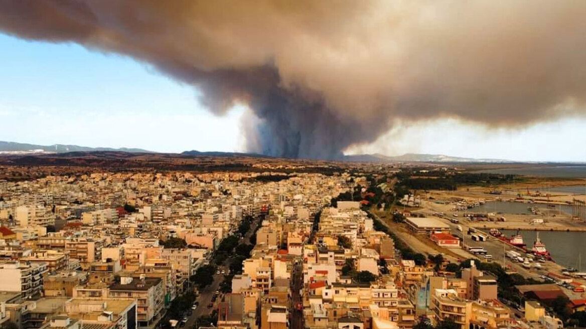 Φωτιά στην Αλεξανδρούπολη: Εκκένωση οκτώ οικισμών με μήνυμα από το 112 - Κάηκαν σπίτια κι αυτοκίνητα