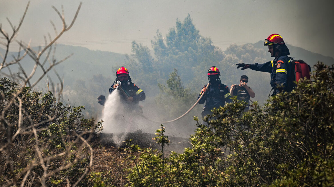 Πολιτική Προστασία: Συναγερμός για πυρκαγιές την Δευτέρα - Ακραίος κίνδυνος για Αττική και άλλες 4 περιοχές