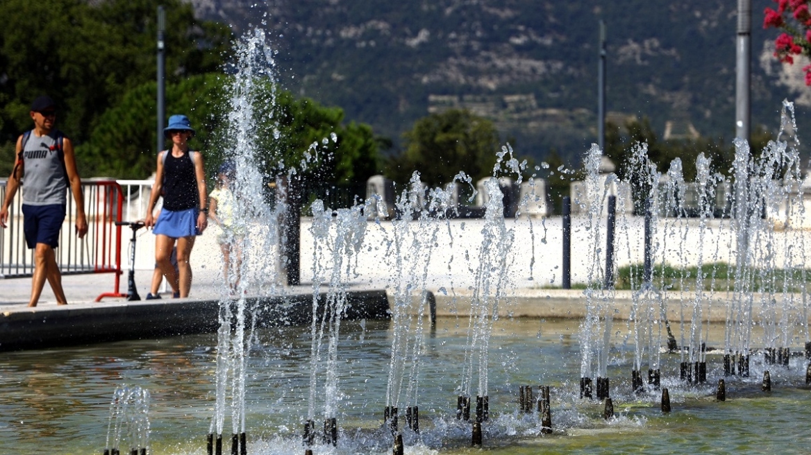 Γαλλία: Για τα 2/3 της χώρας, η σημερινή θα είναι η πιο ζεστή μέρα του καύσωνα