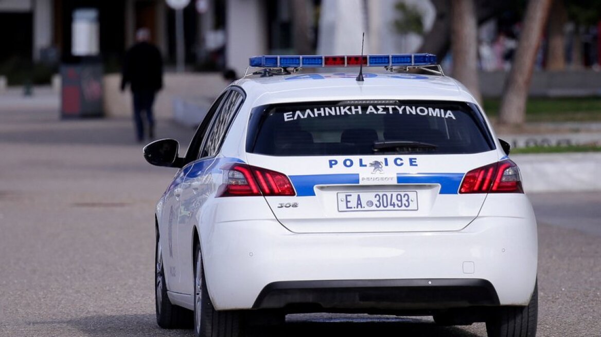 Θεσσαλονίκη: Συνελήφθη 15χρονη για τον άγριο ξυλοδαρμό του 14χρονου - Τον χτυπούσε στο πρόσωπο