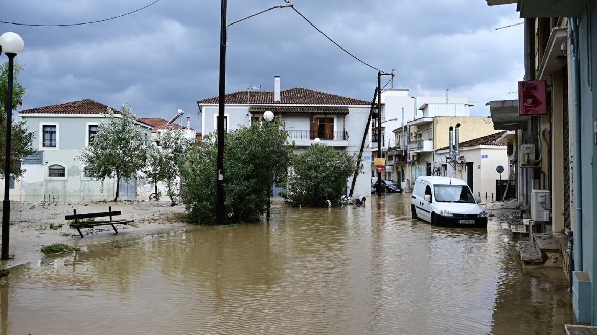 ΔΕΔΔΗΕ: Πότε θα αποκατασταθεί η ηλεκτροδότηση σε Βόλο, Σκιάθο, Καρδίτσα, Φάρσαλα και Λάρισα