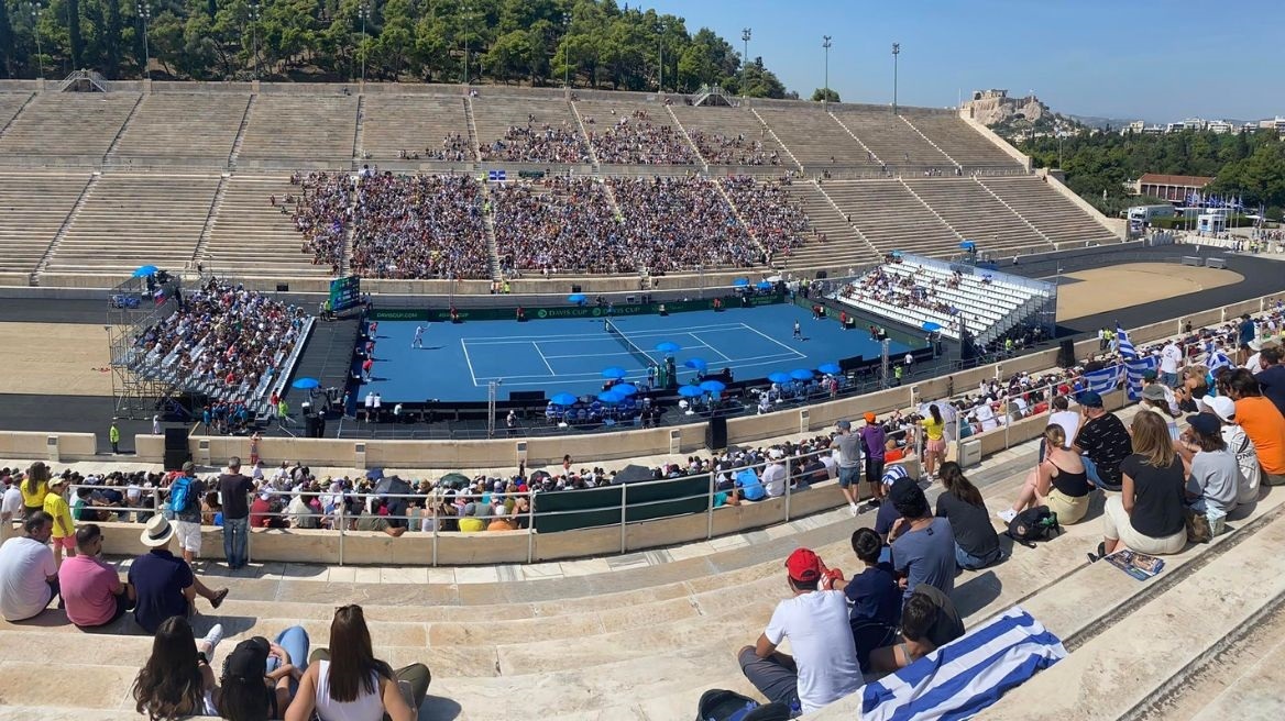 Davis Cup: Στο Καλλιμάρμαρο ο κόσμος για τον Τσιτσιπά - Βίντεο και φωτογραφίες