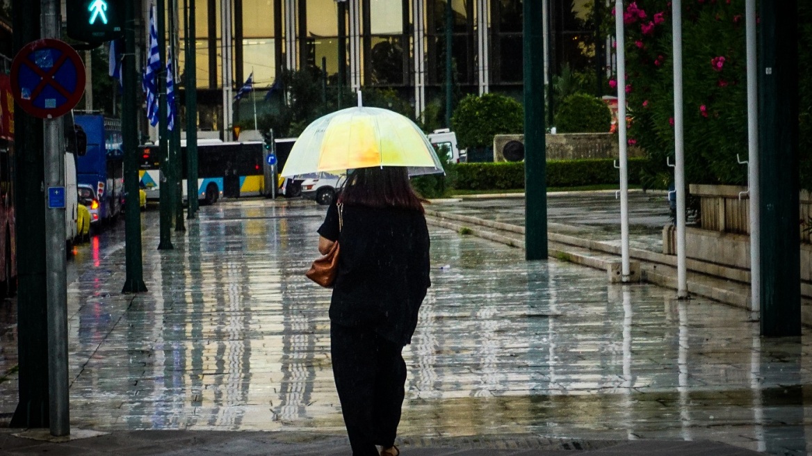 Καιρός: Οι οχτώ περιοχές που θα χτυπήσει μέχρι το βράδυ η κακοκαιρία - Πότε αναμένονται καταιγίδες στην Αττική