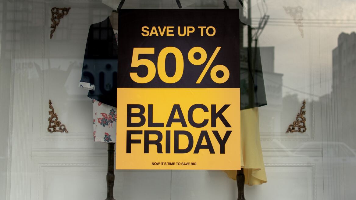 «Έρχεται» η Black Friday - Οι Κυριακές του 2023 που θα είναι ανοιχτά τα καταστήματα