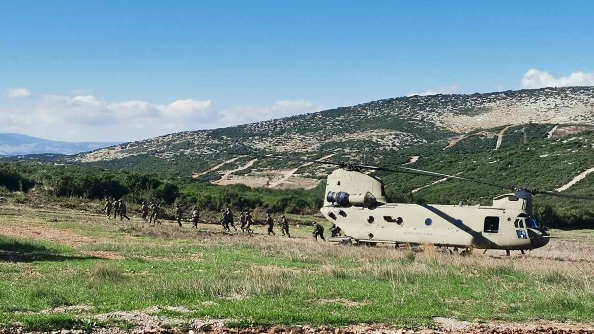 Συνεκπαίδευση Ελλάδας - ΗΠΑ στη Μαγνησία - Ασκήσεις αεροδιακομιδής και επιβίβασης - αποβίβασης σε ελικόπτερα