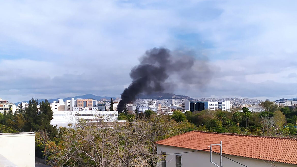 Επεισόδια έξω από τη Γεωπονική Σχολή - Άνοιξε η λεωφόρος Αθηνών προς Αθήνα