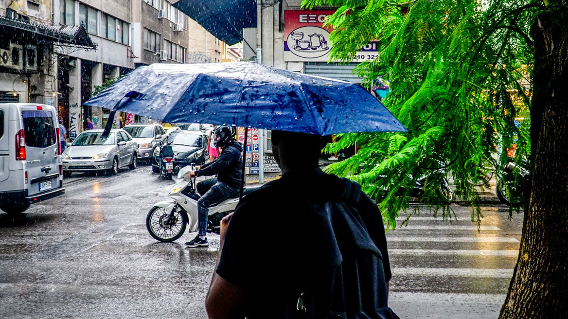 Κακοκαιρία: Καταιγίδες, θυελλώδεις άνεμοι και χιόνια σήμερα - Ποιες περιοχές θα «χτυπήσουν» 