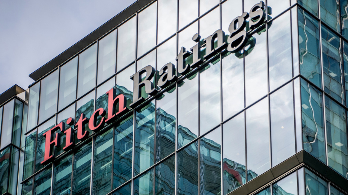 Αναβάθμισε την Ελλάδα ο οίκος Fitch και έδωσε επενδυτική βαθμίδα