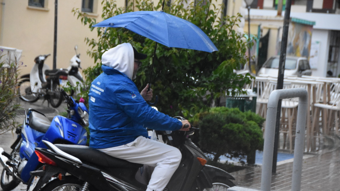 Καιρός: Βροχές και στην Αττική από το απόγευμα - Προειδοποίηση Καλλιάνου για καταιγίδες τις βραδινές ώρες 